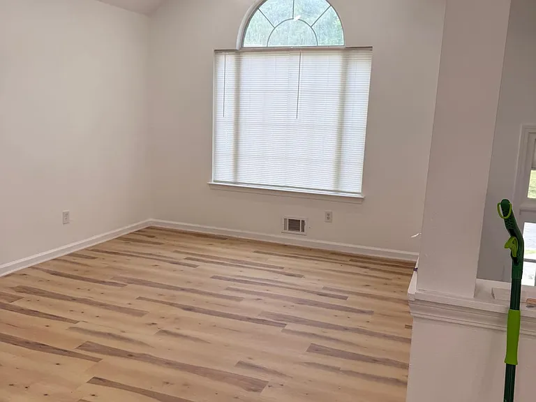 750 Windemere Oak Way NW — Photo 11