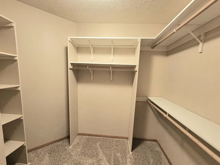 1818 Sawyer St — Photo 19