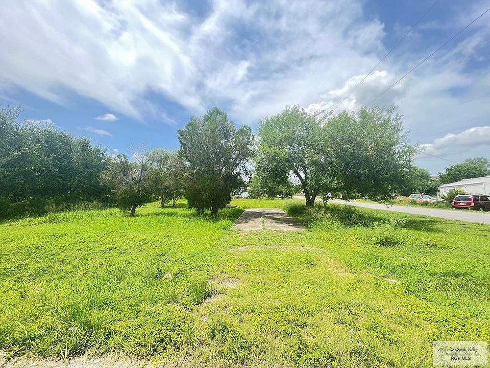 1st image of 29972 Strong Rd