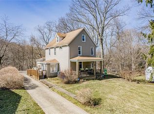 3249 Franklin Dr, Pittsburgh, PA 15235