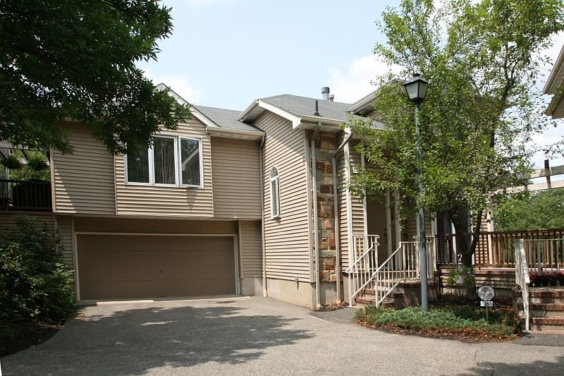 1st image of 97 Clarken Dr