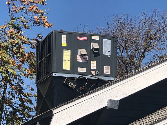 2nd image of 306 E 9th St #306