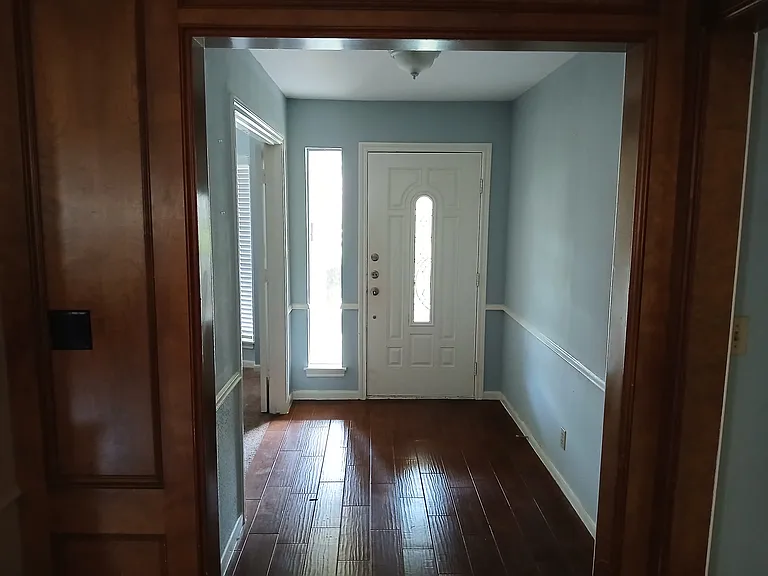2723 Roseheath Ln — Photo 20