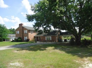 4777 Country Lake Dr, Marianna, FL 32446