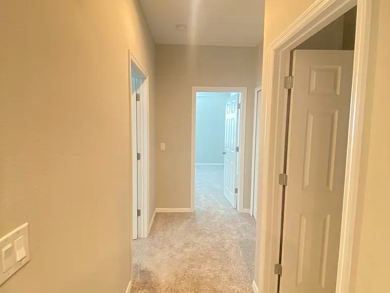 698 Bay Bridge Cir — Photo 22