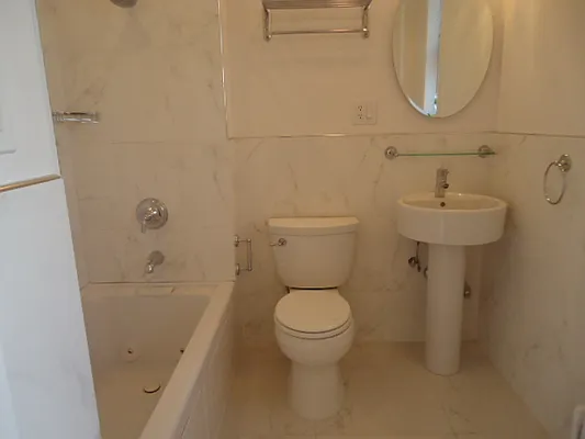 Rented by Hakeem Shahid, LREB | media 25