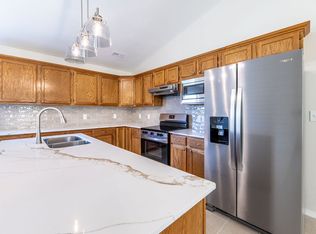 17708 Beav O Rama Rd, Fayetteville, AR 72703
