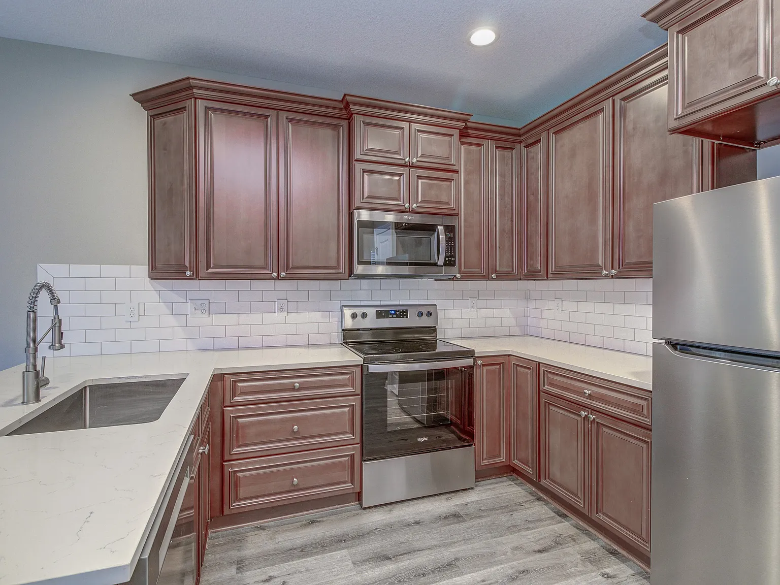 3859 S Thompson St — Photo 1