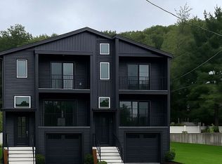 163 N Lake Ave, Worcester, MA 01604