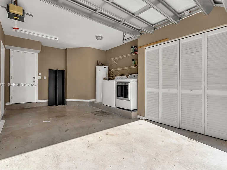 5165 NW 112th Ct — Photo 26