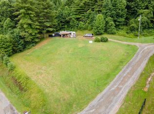 437 Link Rd, Galax, VA 24333