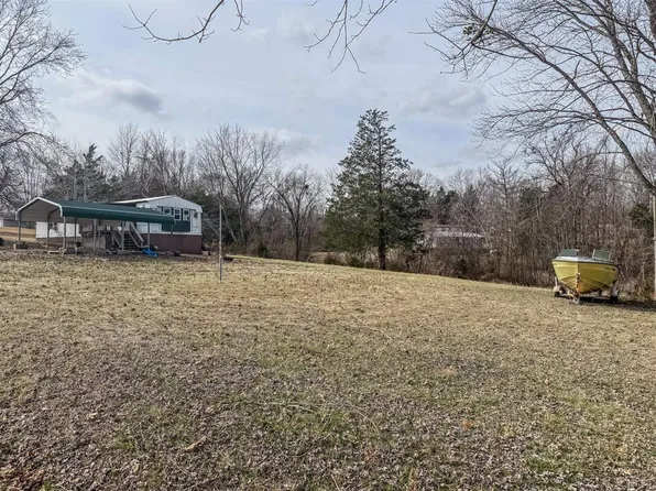 201 Barren Dr, Scottsville, KY 42164