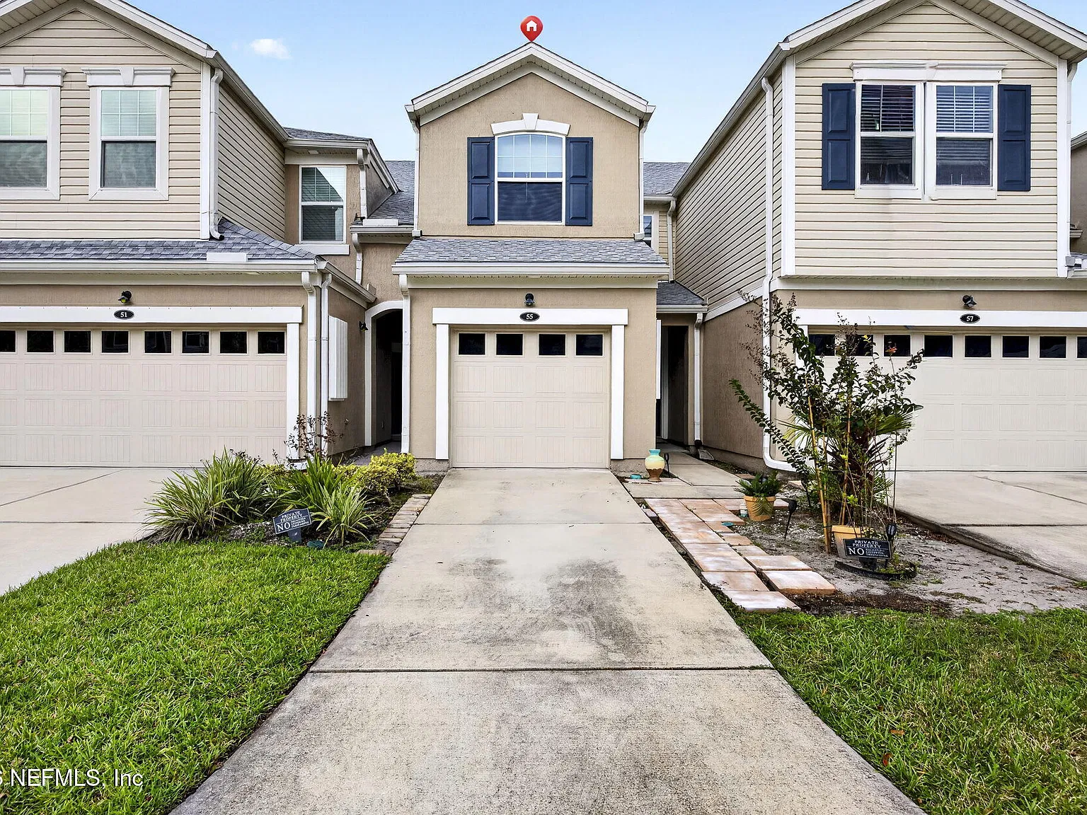 3 bed, 2.5 bath, 1477 sqft, $2,050 — Photo 2