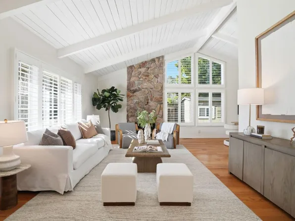 1315 Bright Oaks Ct, Los Altos, CA 94024