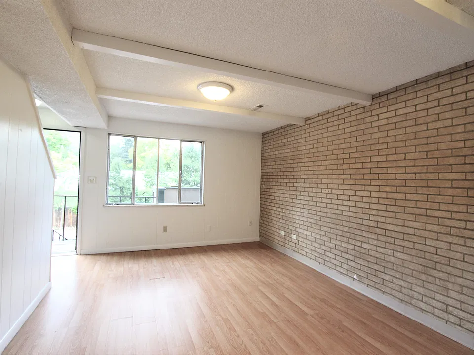 1138 Grandview Ave #W10