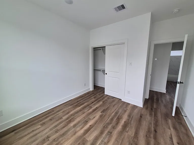 3217 Saint Emanuel St — Photo 22