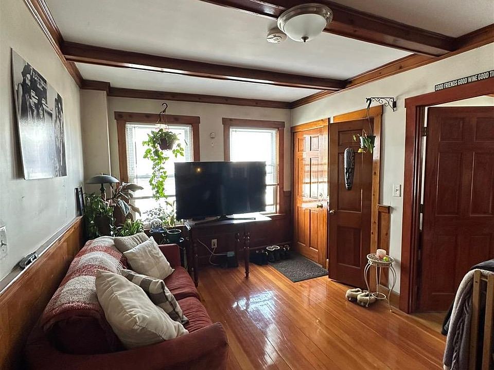 1st image of 23 Ashland St