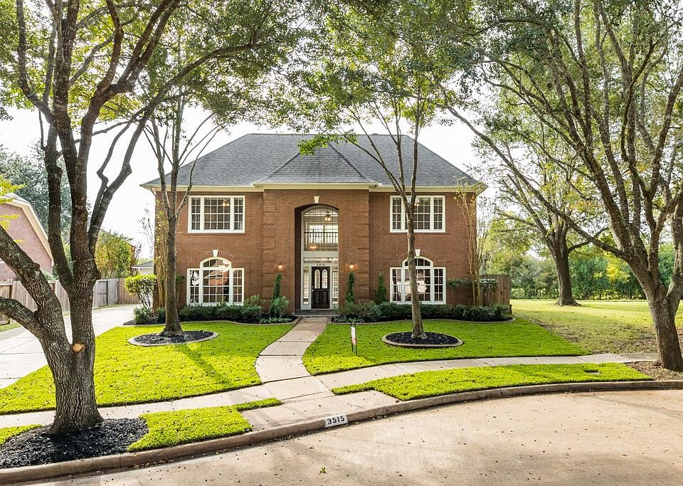 1st image of 3515 Amphora Cir