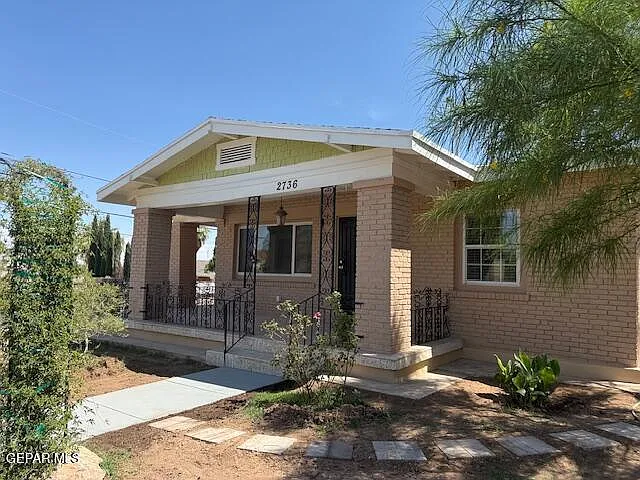 2736 San Jose Ave — Photo 1
