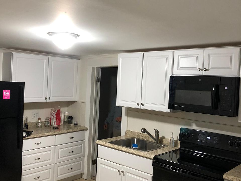 2nd image of 20 West St #1R