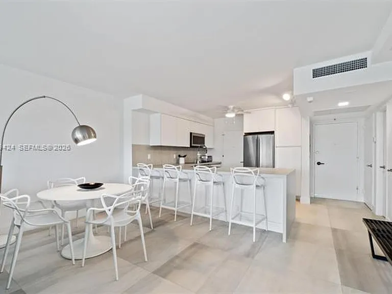 5700 Collins Ave #7J — Photo 11
