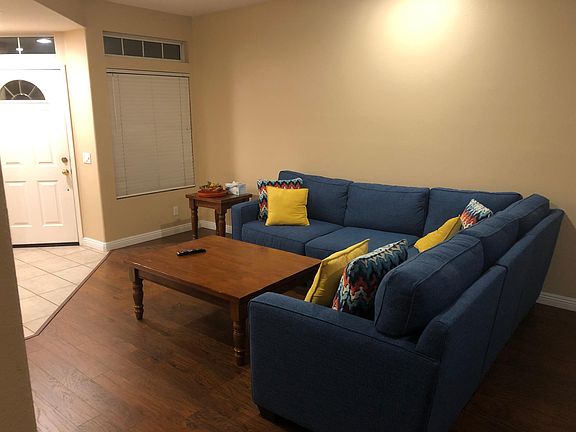 2nd image of 12585 Doral
