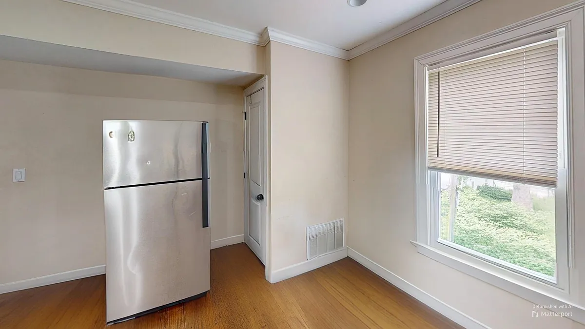 Building Photo - 2971 Washington St #1