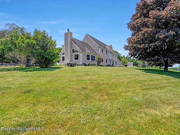 5th image of 80 Kernwood Dr