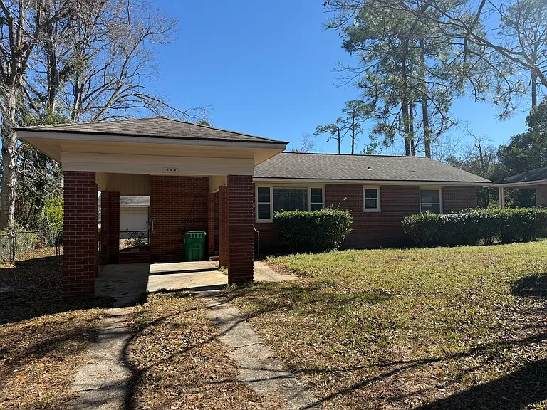 2109 Fleming St — Photo 12
