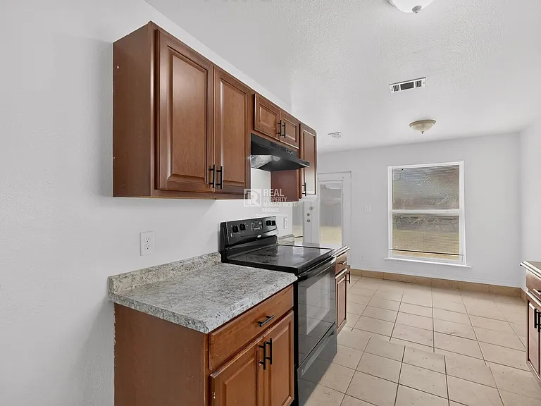 5620 Norris St — Photo 13