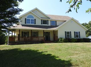 1155 NE 401st Rd, Calhoun, MO 65323