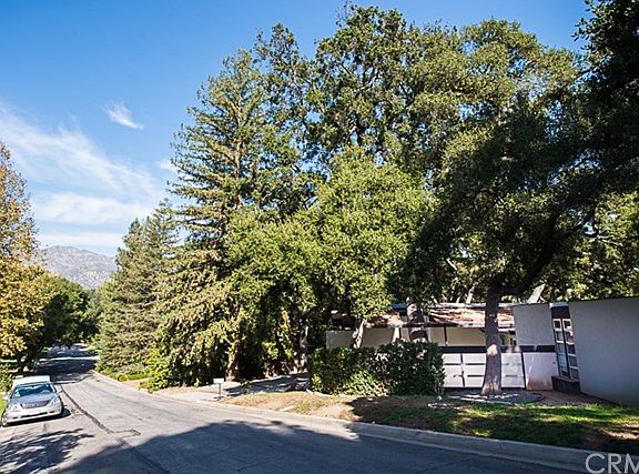 3rd image of 4126 Encinas Dr