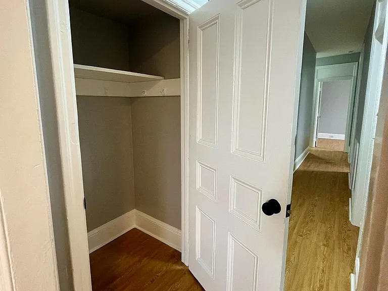 4417 Walnut St #3F — Photo 11