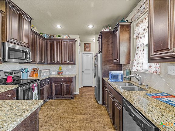 2nd image of 1032 Levi Sloan Rd