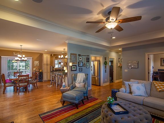 2nd image of 1050 River Bend Dr