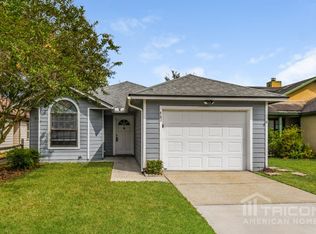 463 Filmore Dr, Jacksonville, FL 32225