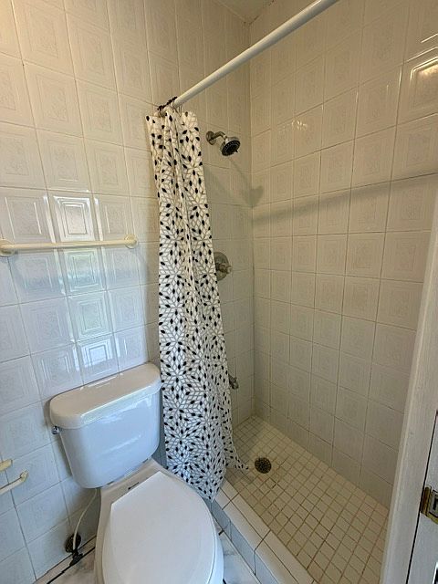 1st image of 3230 SW 92nd Ave #1
