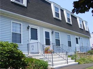 174 Austin Ryer Ln, Branford, CT 06405