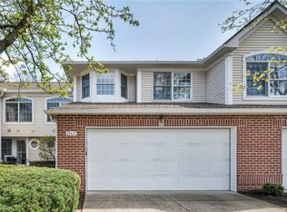 2747 Wyndgate Ct, Westlake, OH