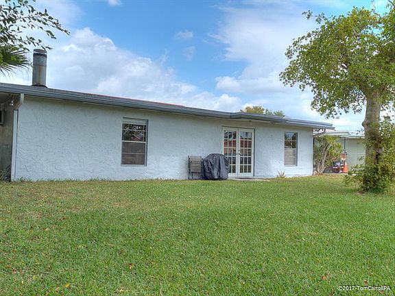 4th image of 8170 SW 7th Ct