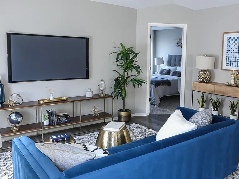 Arlington Club Apartments — Photo 21