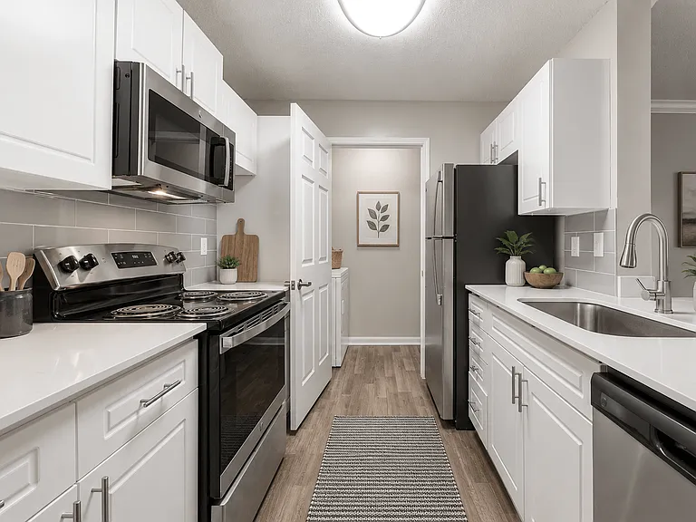 Alexander Crossing Apartments & Townhomes — Photo 2