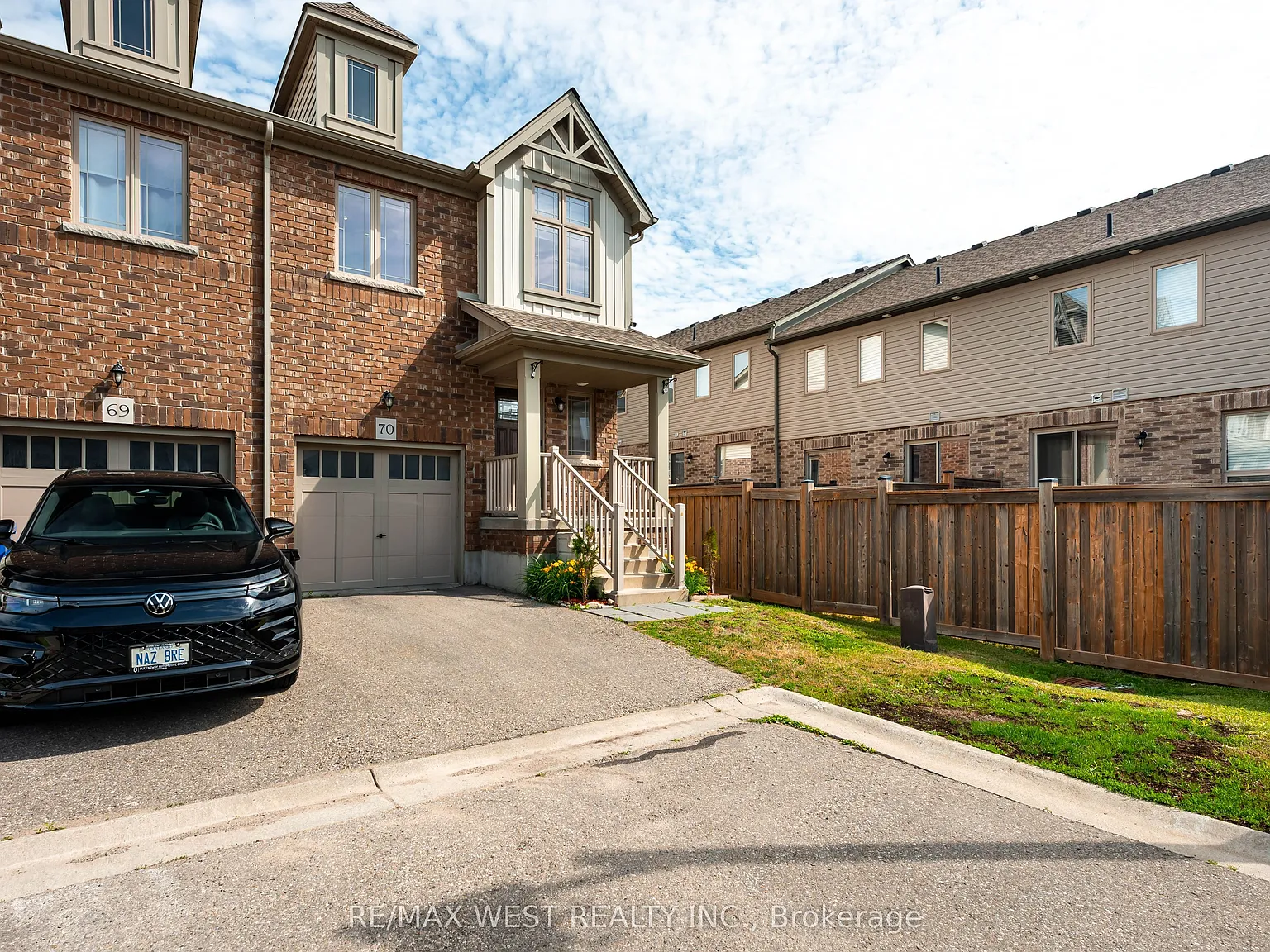 3 bed, $2,900 — Photo 2