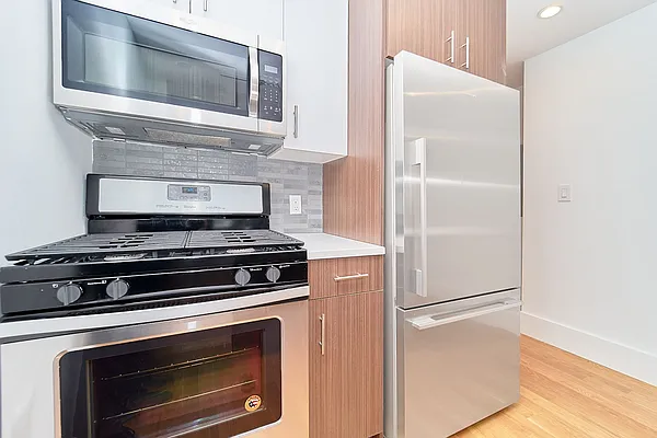 Rented by Living New York | media 24