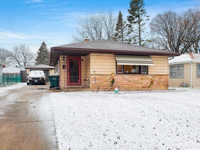 2224 Linden Ave, Waukegan, IL, 60087