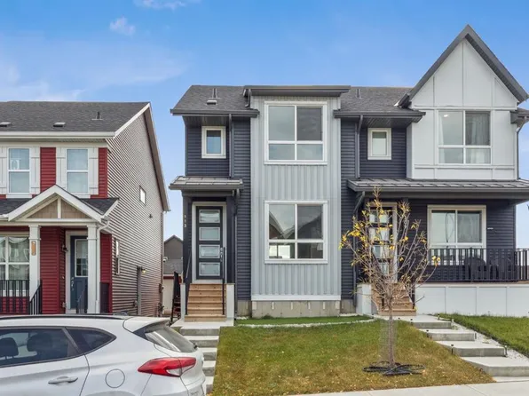 113 Calhoun Cmn NE, Calgary, AB T3P 1T2