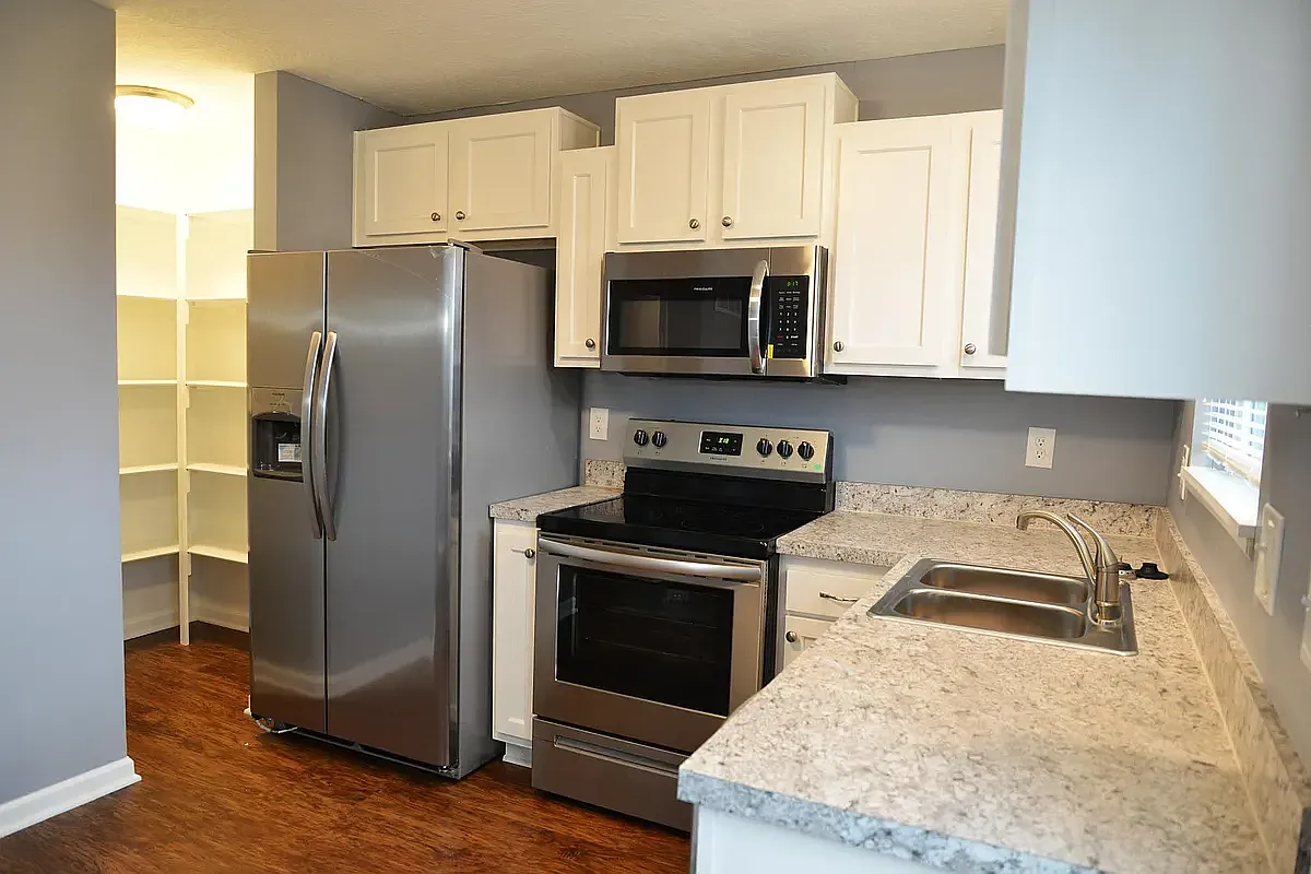 Crown Ridge — Photo 1