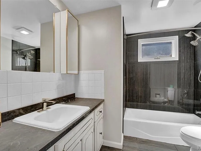 1 Emsworth Ave — Photo 11