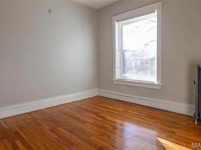 2852 Shenandoah Ave #2W — Photo 7