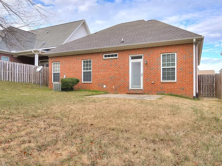 2508 Grier Cir — Photo 48